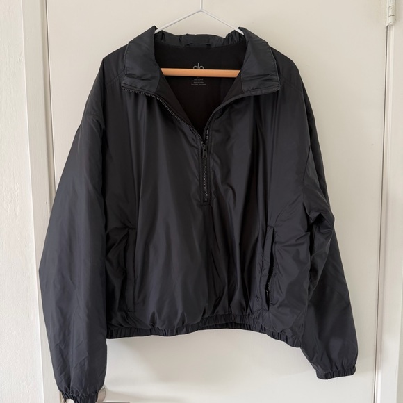 Alo Latitude Light Weight 1/2 Zip Pullover Jacket - Picture 3 of 12